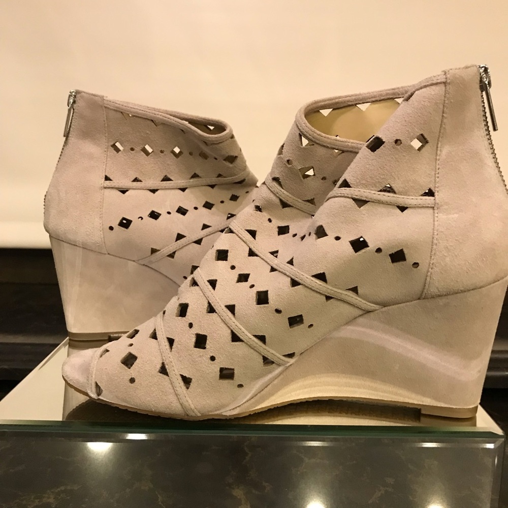 Size 10 Michael Kors peep toe booties